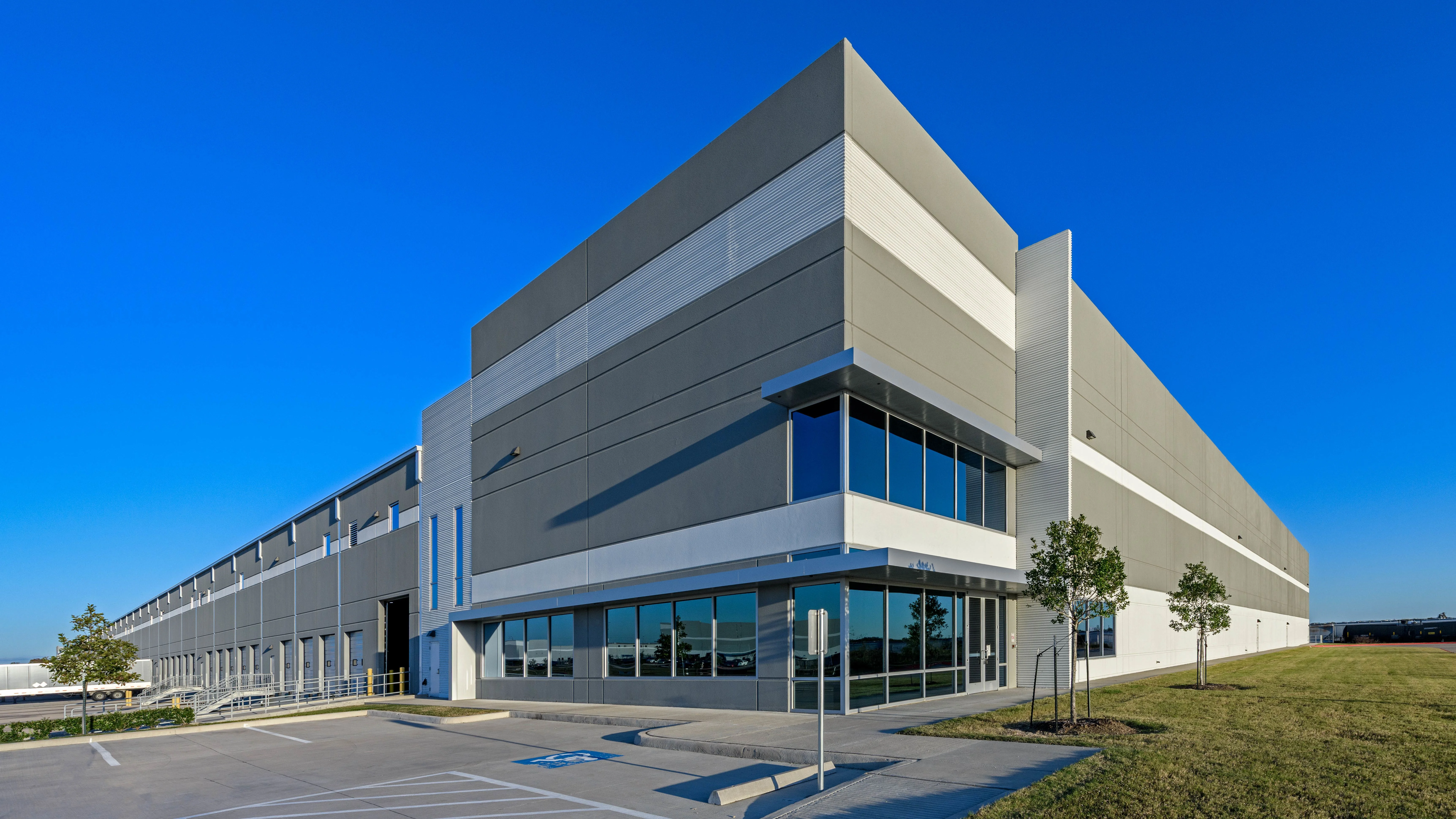 Port 10 Logistics Center Bldg. 3 — Sale in Baytown, TX, photo 8 of 8