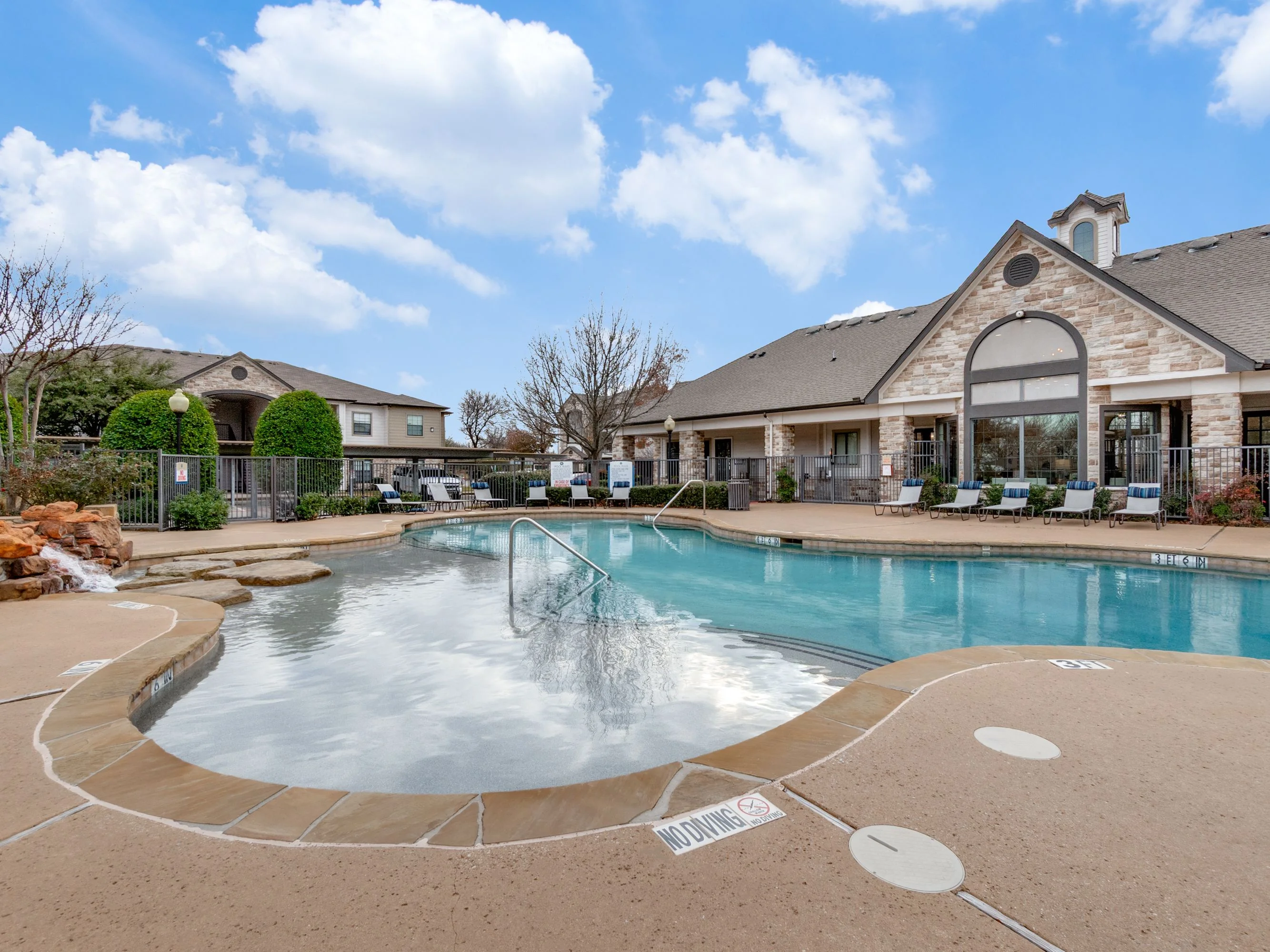 Pinnacle Ridge — Sale in Dallas, TX, photo 2 of 8