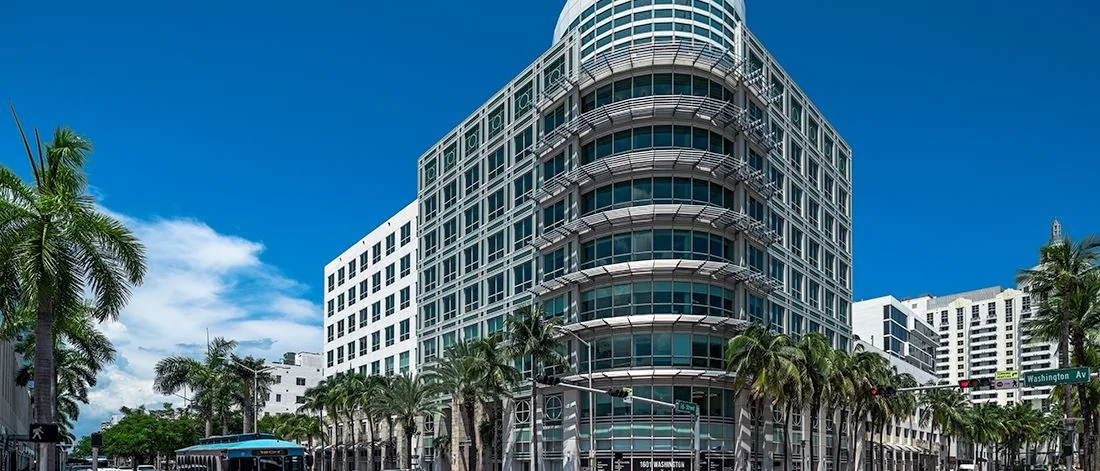 1601 Washington — Sale in Miami Beach, FL, photo 3 of 8