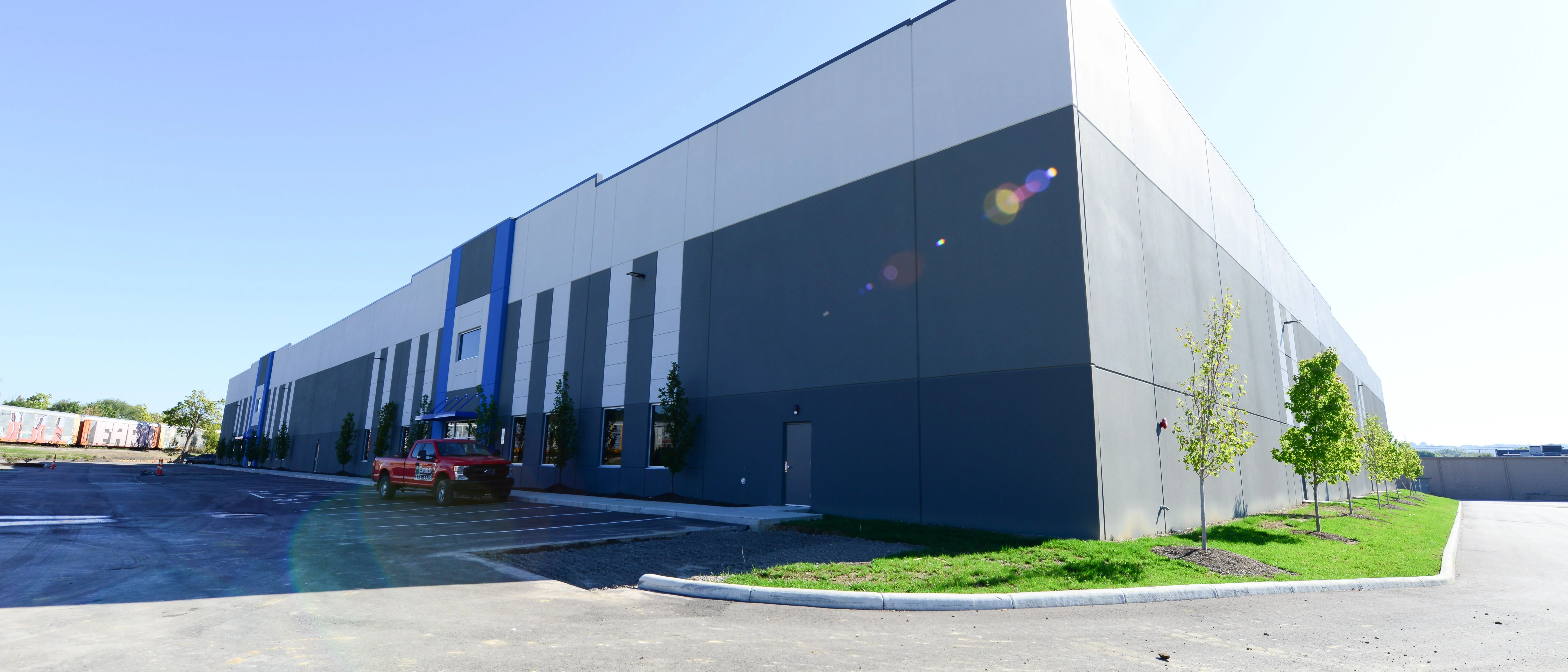Cincinnati Commerce Center — Sale in Covington, KY, photo 4 of 8