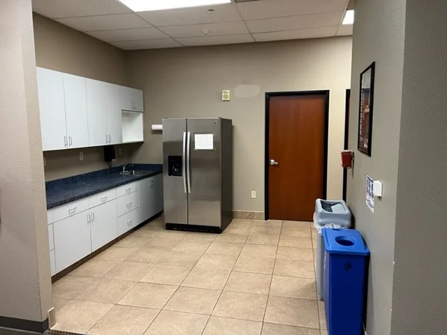 2001 Meyer Way — Lease in Fairfield, CA, photo 5 of 8