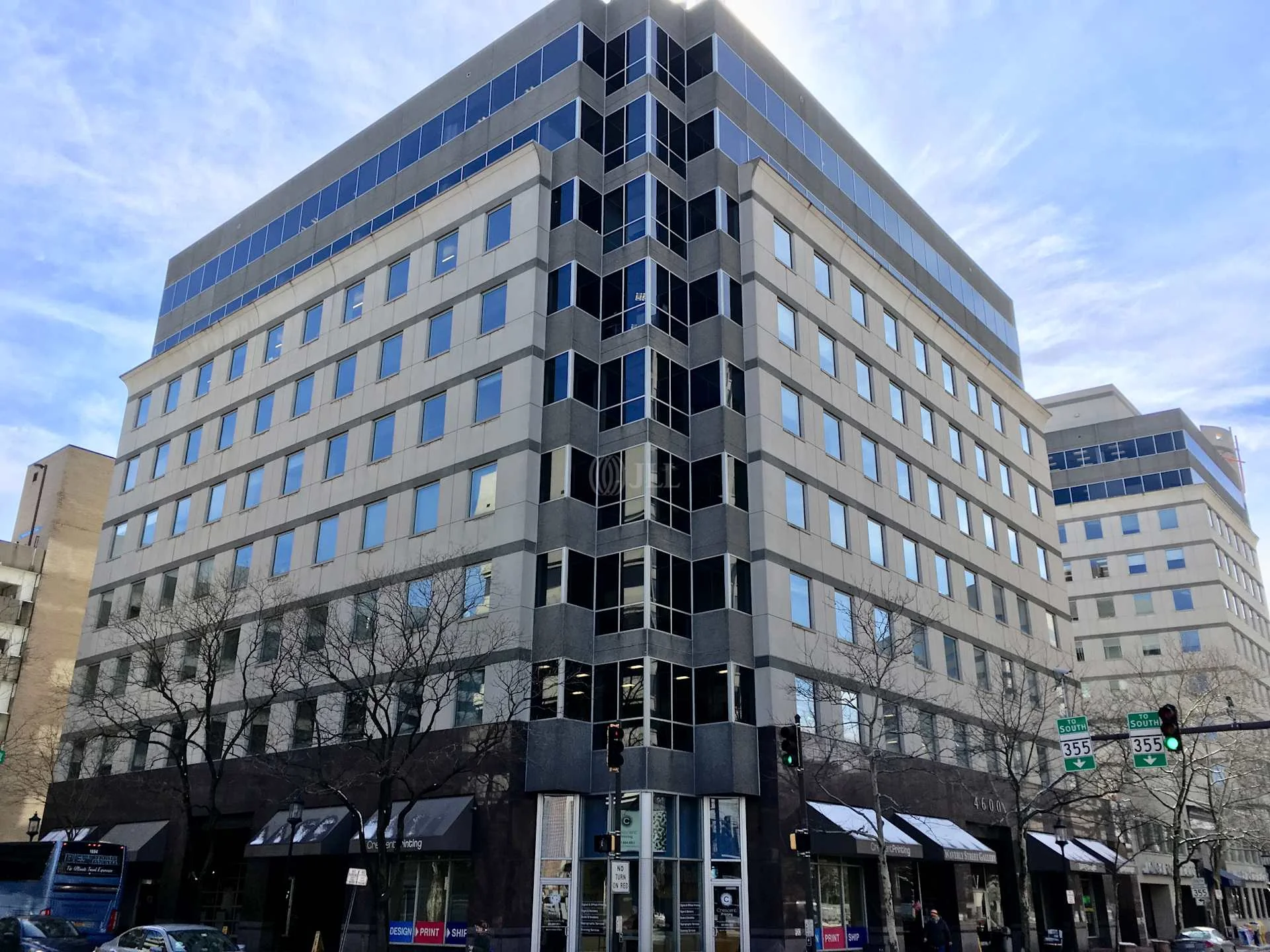 Bethesda Crescent — Lease in Bethesda, MD, photo 6 of 8