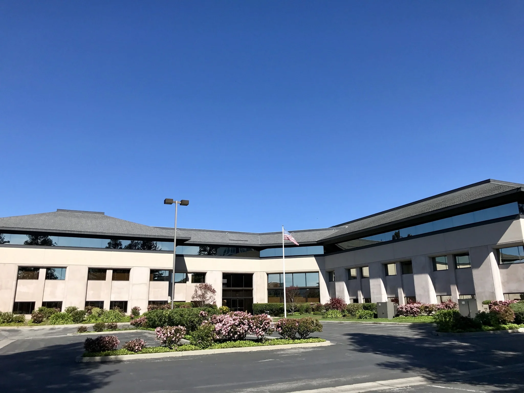 Peninsula Corporate Center — Lease in Redwood City, CA, photo 2 of 8