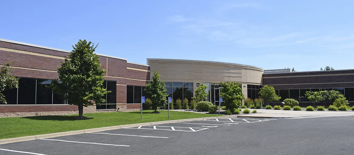 Flying Cloud Corporate Campus Bldg E — Lease in Eden Prairie, MN, photo 1 of 5