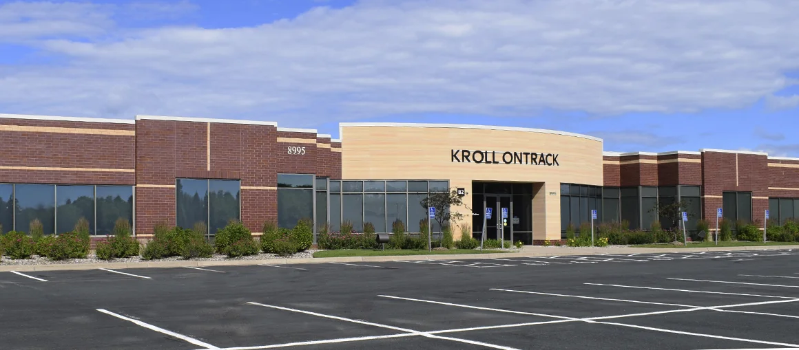 Flying Cloud Corporate Campus Bldg B1 — Lease in Eden Prairie, MN, photo 1 of 4