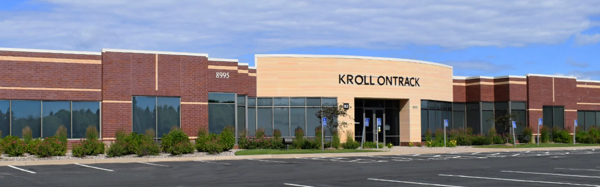 Flying Cloud Corporate Campus Bldg B1 — Lease in Eden Prairie, MN, photo 4 of 4