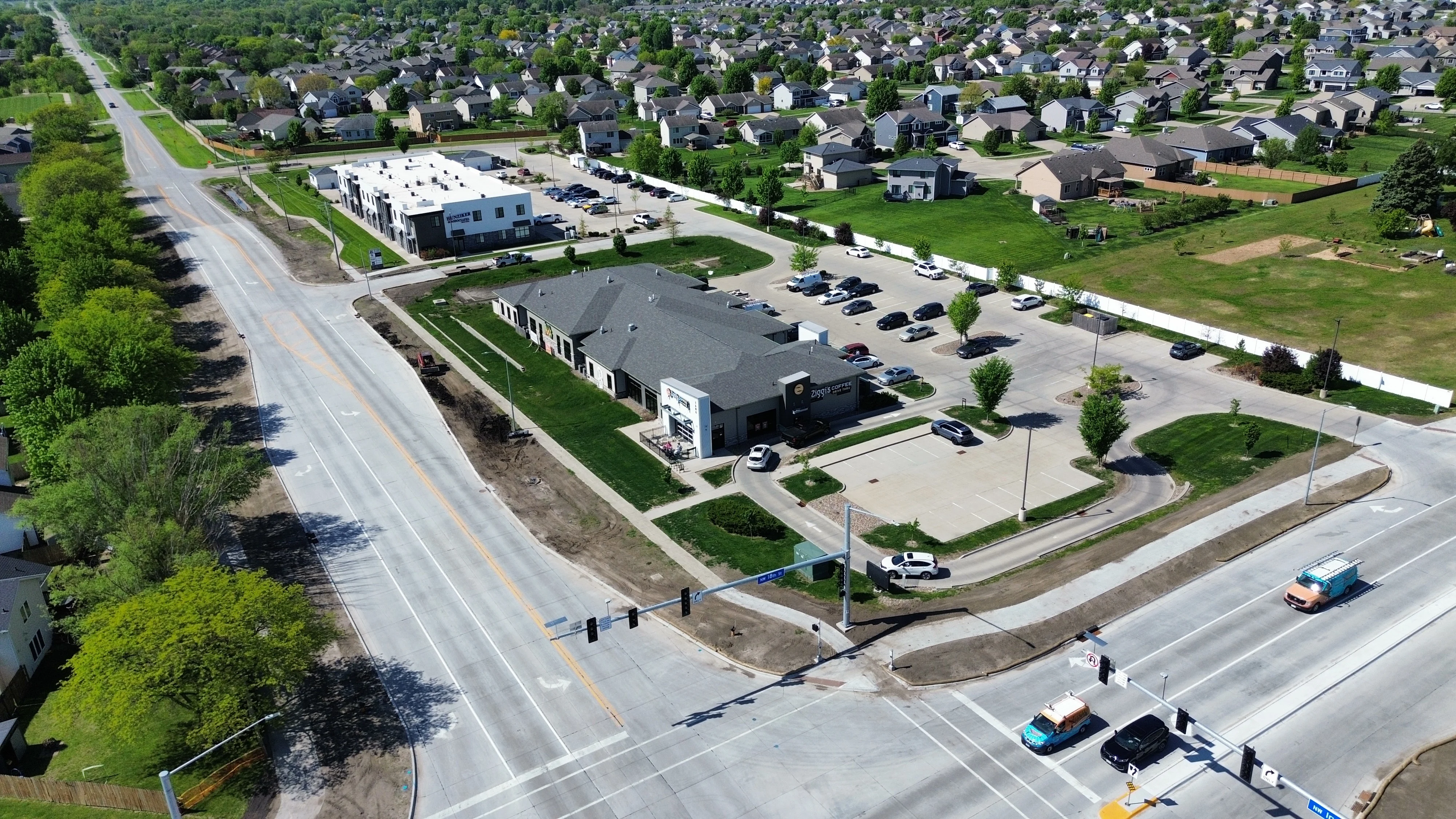 1606 NW Irvinedale Drive — Lease in Ankeny, IA, photo 2 of 8