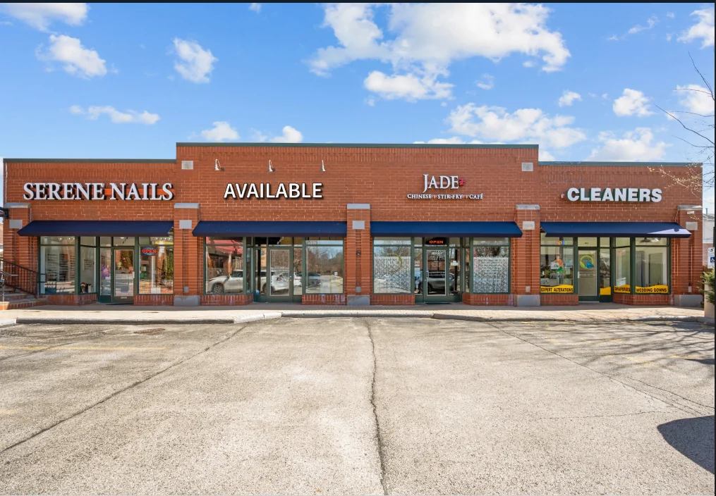 820 Central Avenue — Lease in Highland Park, IL, photo 1 of 4