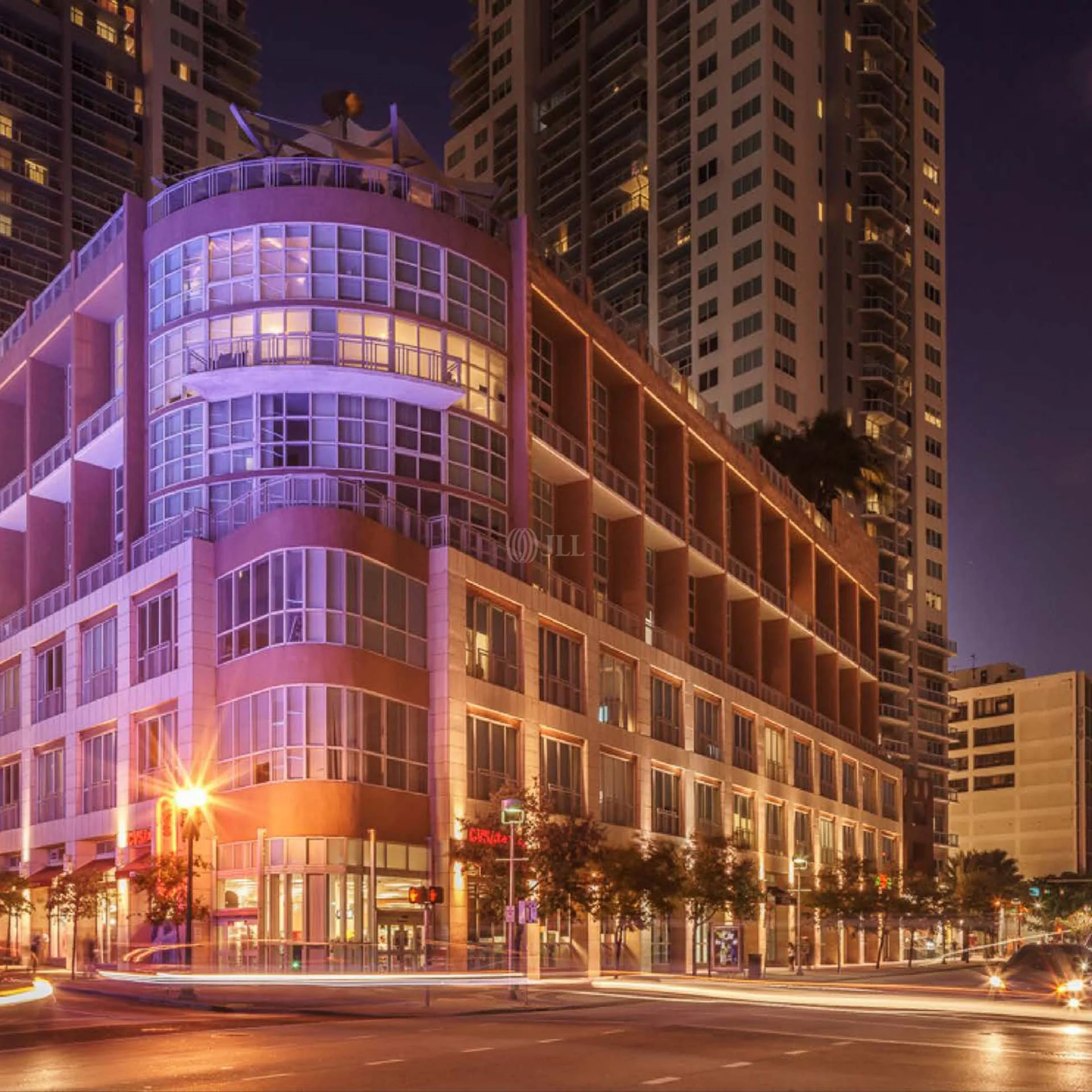 Vizcayne — Lease in Miami, FL, photo 3 of 4