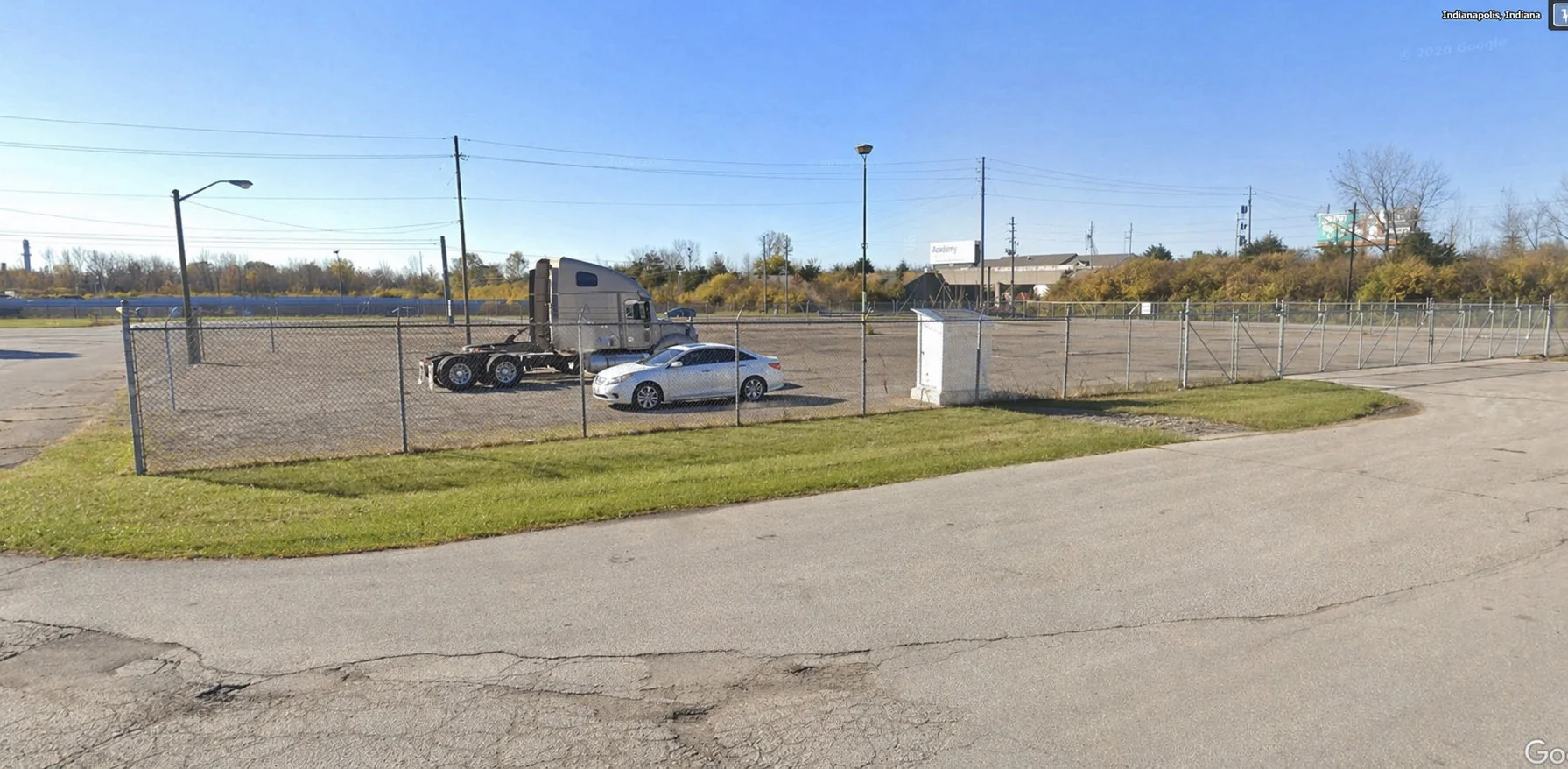Trailer Parking — Lease in Indianapolis, IN, photo 2 of 7