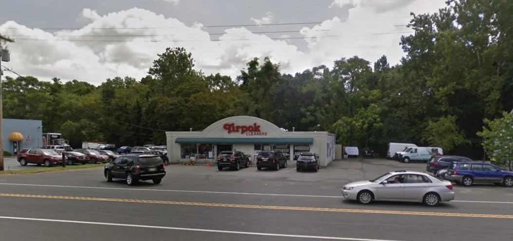 36 Old Highway 22 — Sale in Clinton, NJ, photo 1 of 4