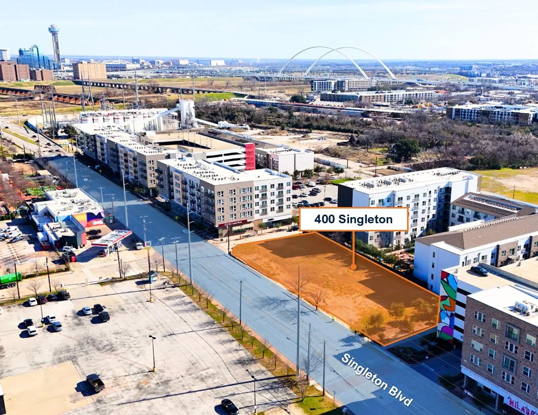 400 Singleton — Sale in Dallas, TX, photo 1 of 1