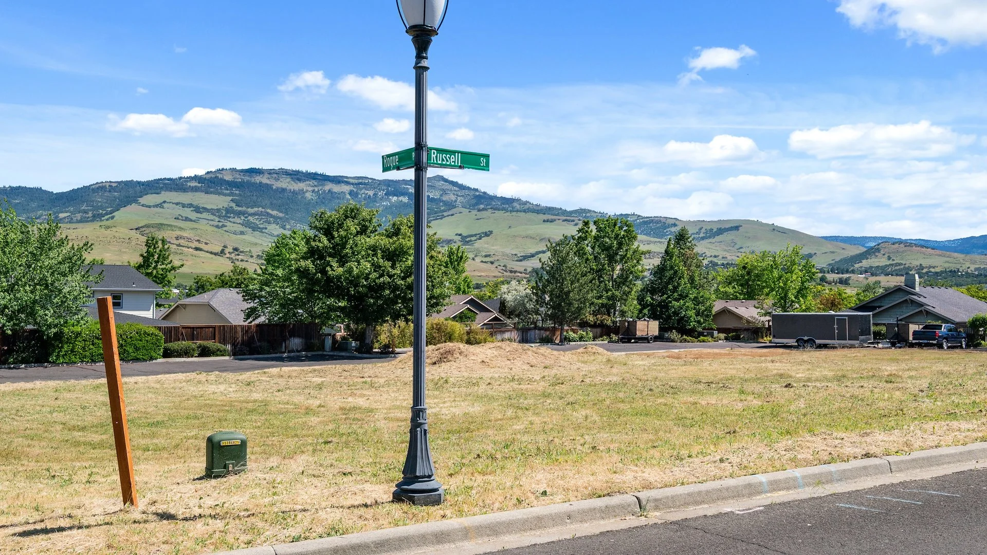 Russell Street Commons — Sale in Ashland, OR, photo 6 of 8