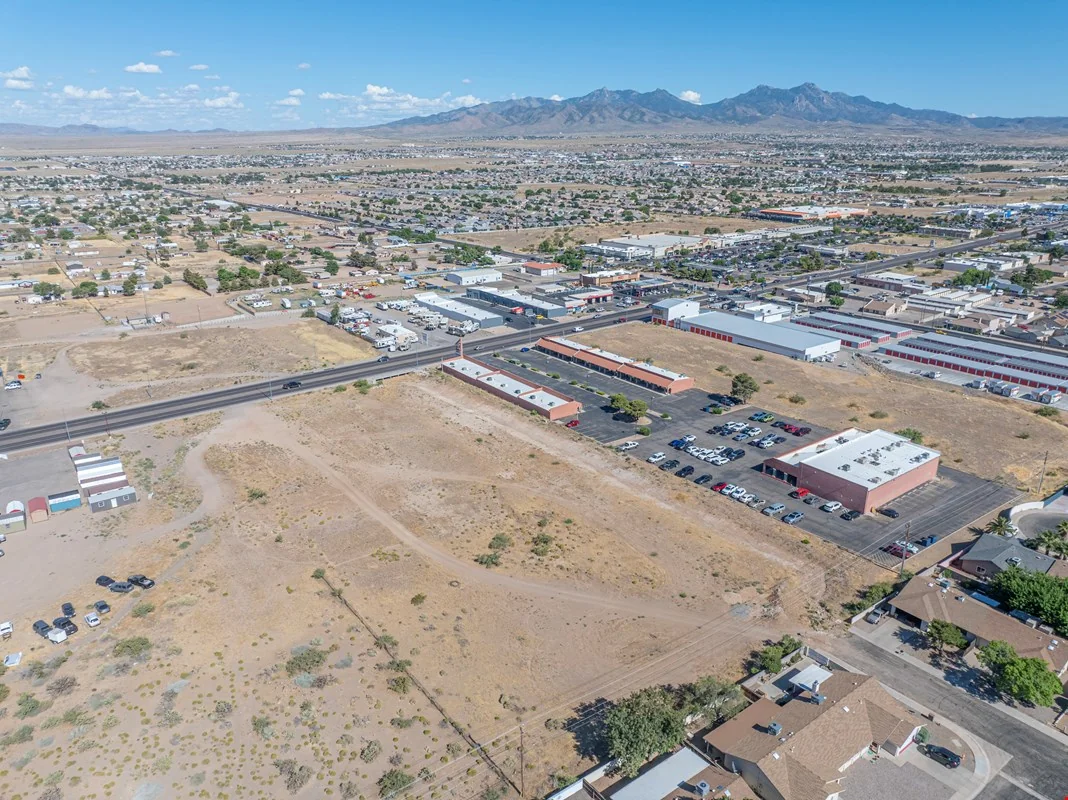4085 Stockton Hill Rd — Sale in Kingman, AZ, photo 3 of 8
