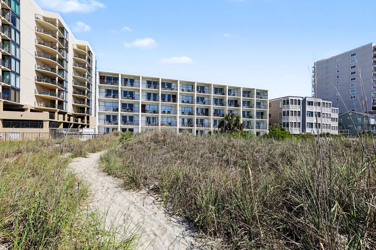 1415 S Ocean Blvd — Sale in North Myrtle Beach, SC, photo 8 of 8