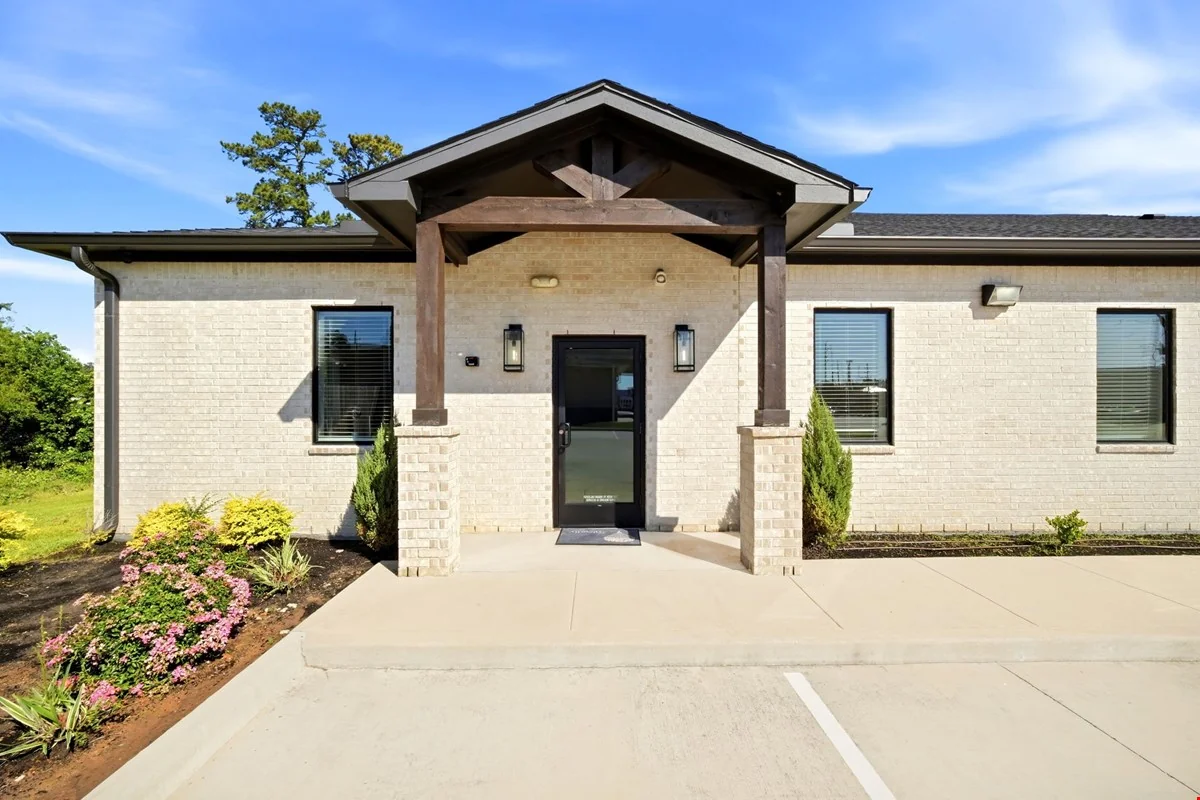 Move in ready office available, Why lease when you… — Sale in Tomball, TX, photo 7 of 8