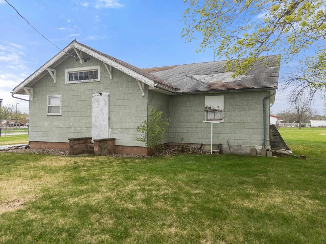 6305 NW 59th Court — Sale in Johnston, IA, photo 5 of 8