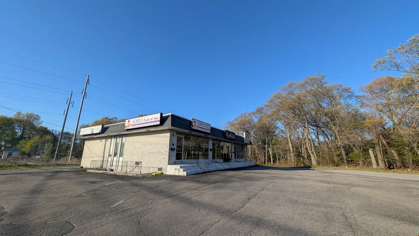 650 Greenwich Ave Warwick RI 02886 -💰 OWNER FINANCING AVAILABLE - retail for sale in warwick, RI