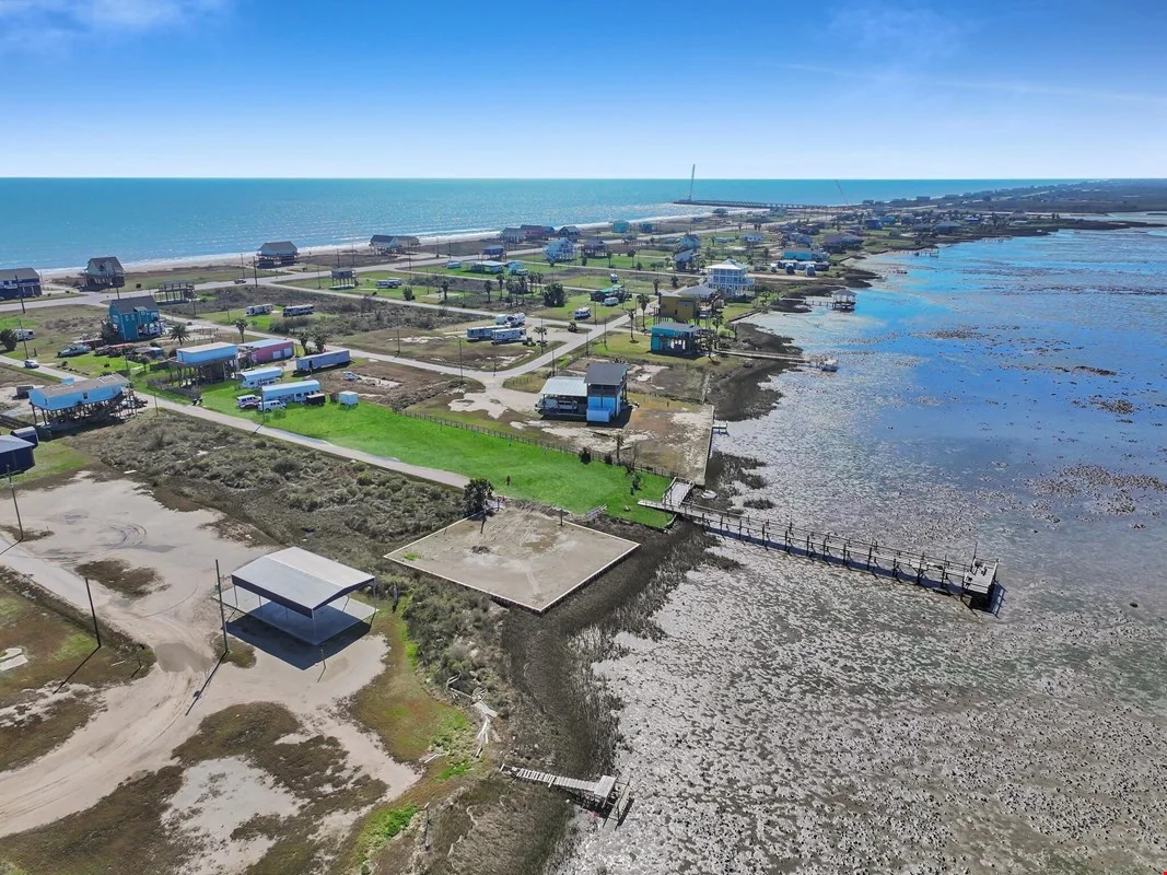 Yoders Landing — Sale in Bolivar Peninsula, TX, photo 3 of 8