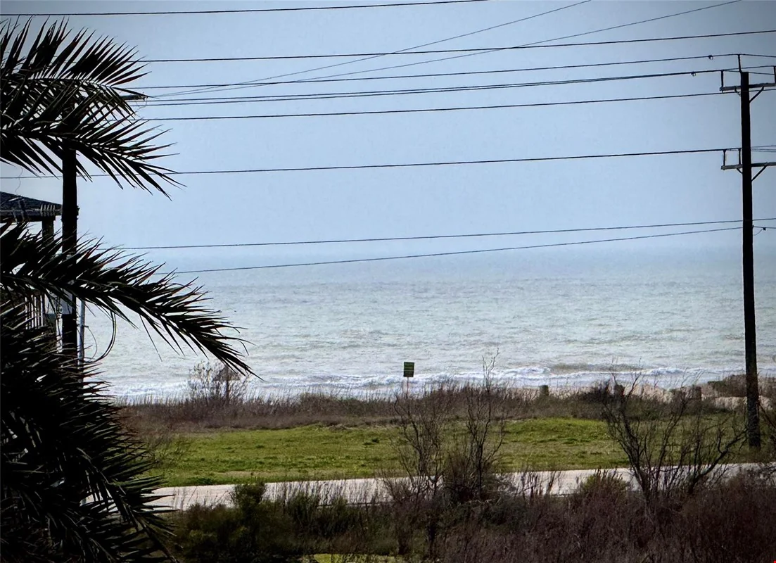 Yoders Landing — Sale in Bolivar Peninsula, TX, photo 4 of 8