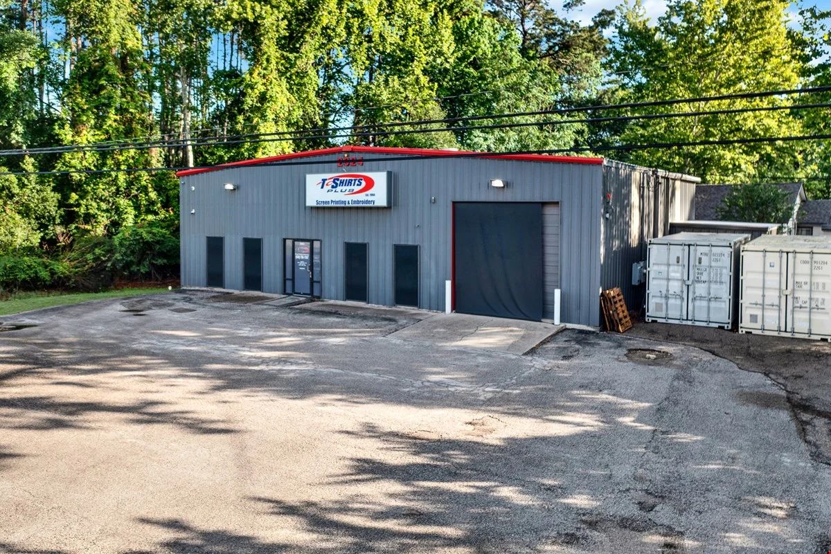 7,306 SF COMMERCIAL PROPERTY WITH INCOME IN PLACE — Sale in Conroe, TX, photo 6 of 8
