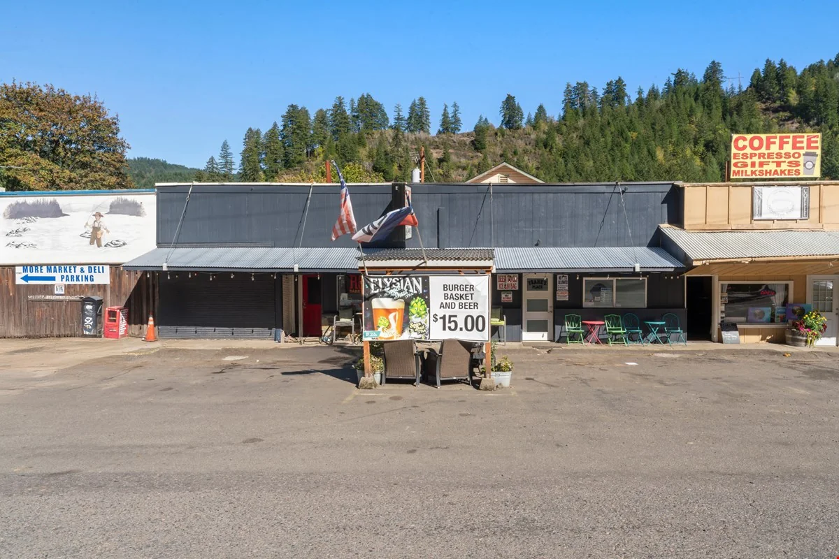 Frank's Place - mixed use for sale in mapleton, OR