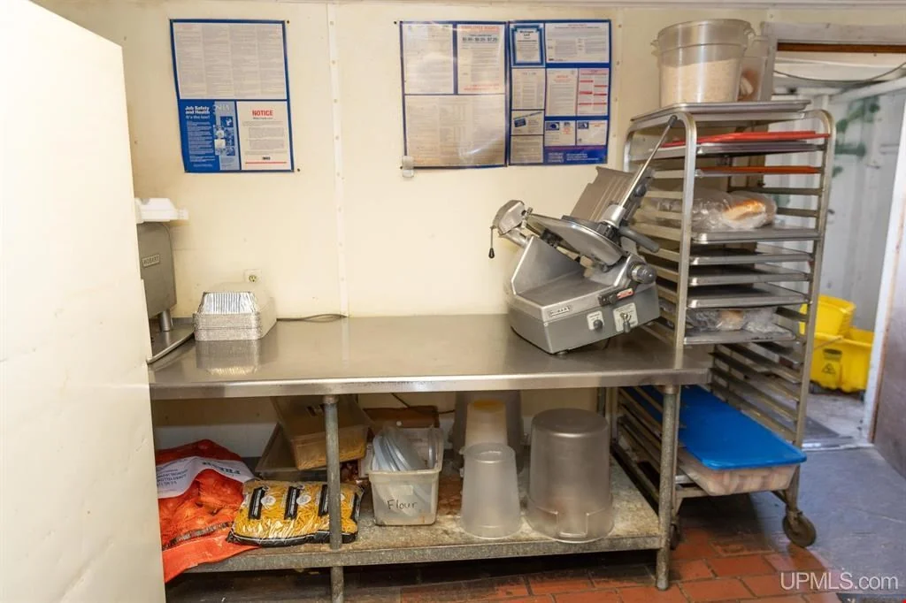 The Pasta Shop — Sale in Marquette, MI, photo 4 of 8