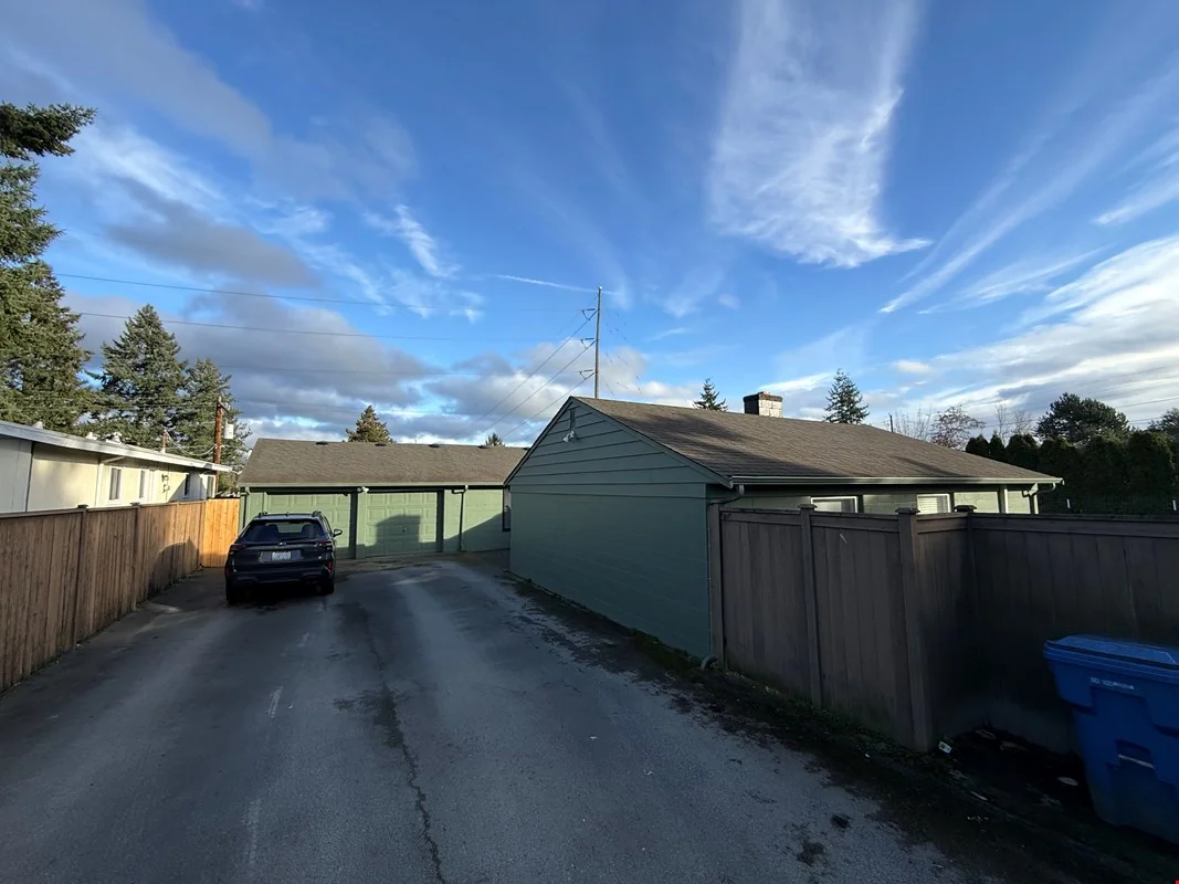 Greenwood Duplex — Sale in Seattle, WA, photo 8 of 8