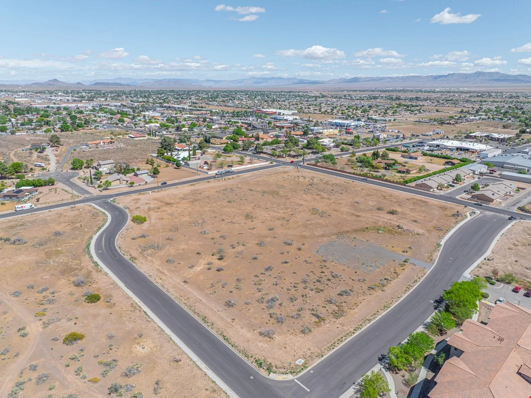 Riata Valley Rd — Sale in Kingman, AZ, photo 4 of 8