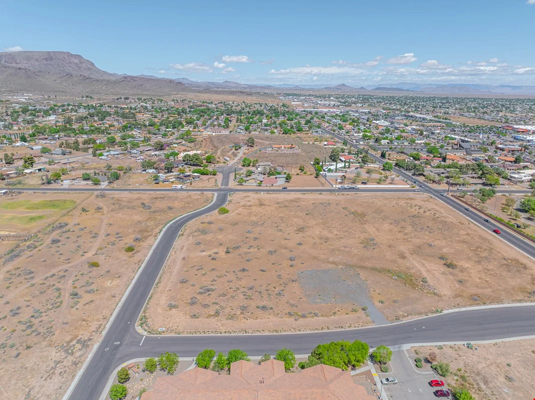 Riata Valley Rd — Sale in Kingman, AZ, photo 5 of 8