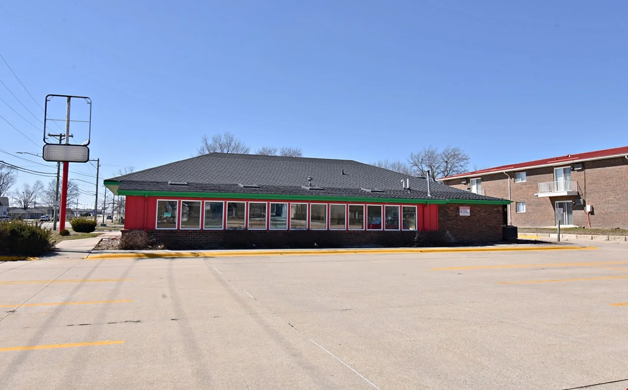 Pacheco — Sale in Independence, IA, photo 8 of 8