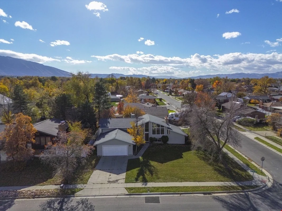 512 E LARCHWOOD DR, midvale, UT 84121 — Sale in Midvale, UT, photo 8 of 8