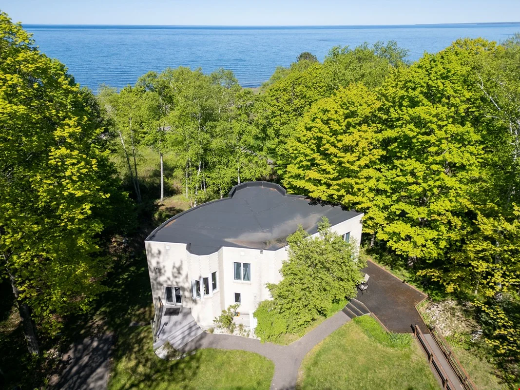 2070 S US41 Highway — Sale in Marquette, MI, photo 7 of 8
