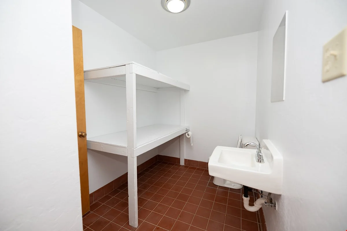 Roosevelt Opportunity in Medical District — Sale in Grants, NM, photo 4 of 8