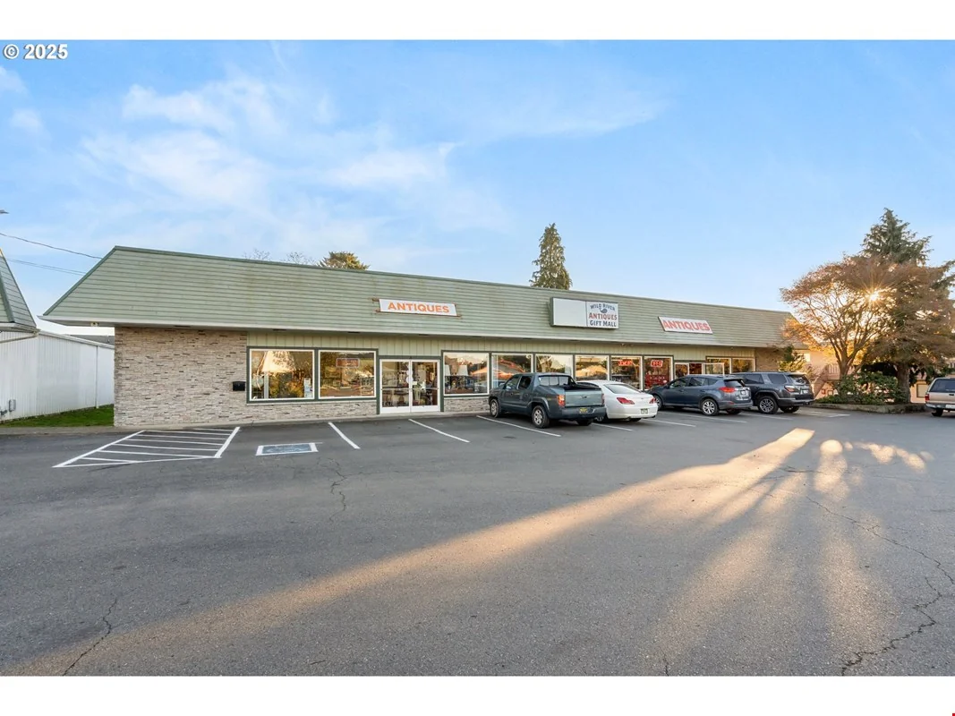 16218 W. Hoffeldt Lane - retail for sale in brookings, OR