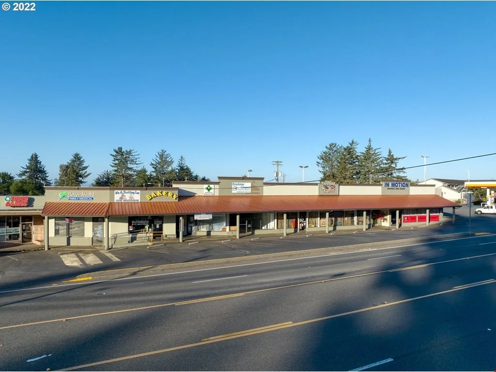 Northgate Mall/Center - retail for sale in brookings, OR
