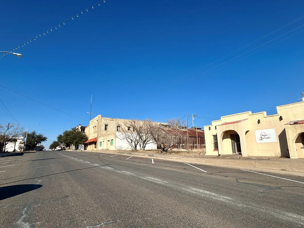 117 S Main St — Sale in Fort Stockton, TX, photo 3 of 7