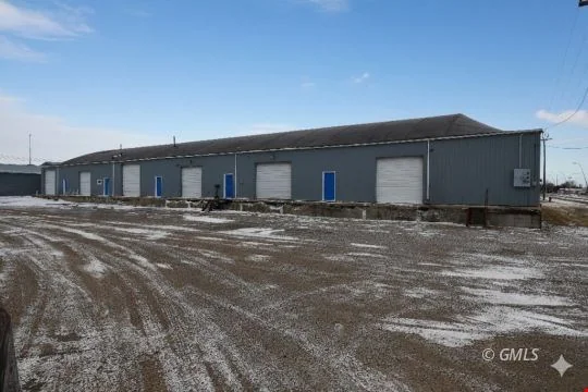Versatile commercial property in Glendive offering storage, showroom, office, and shop space - office for sale in glendive, MT