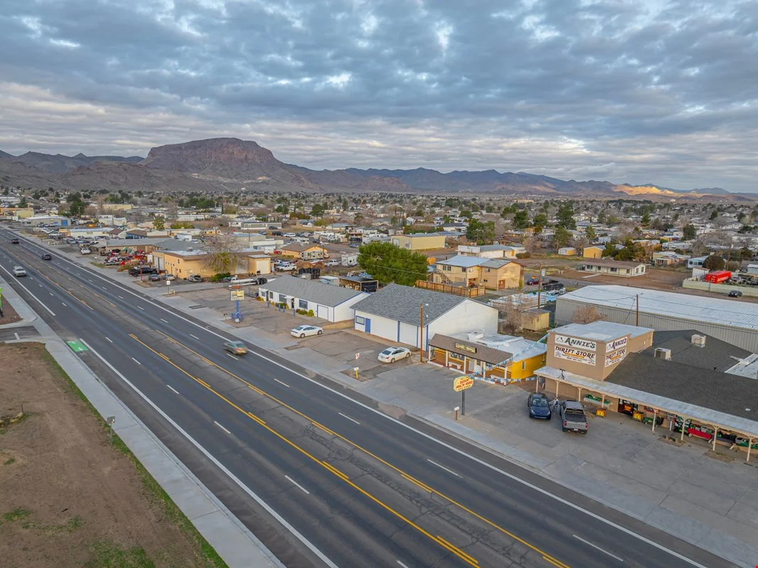 2565 Northern Ave — Sale in Kingman, AZ, photo 5 of 8
