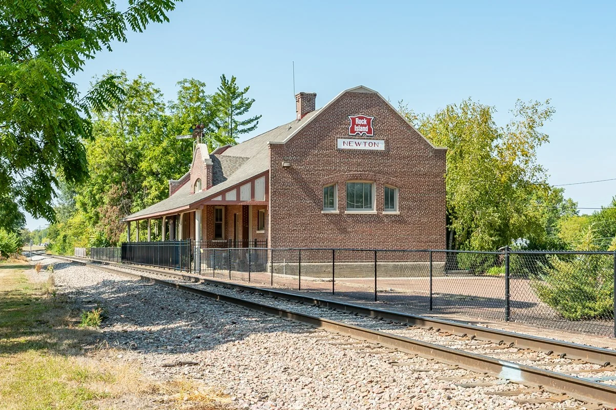 Meisner Center — Sale in Newton, IA, photo 5 of 8