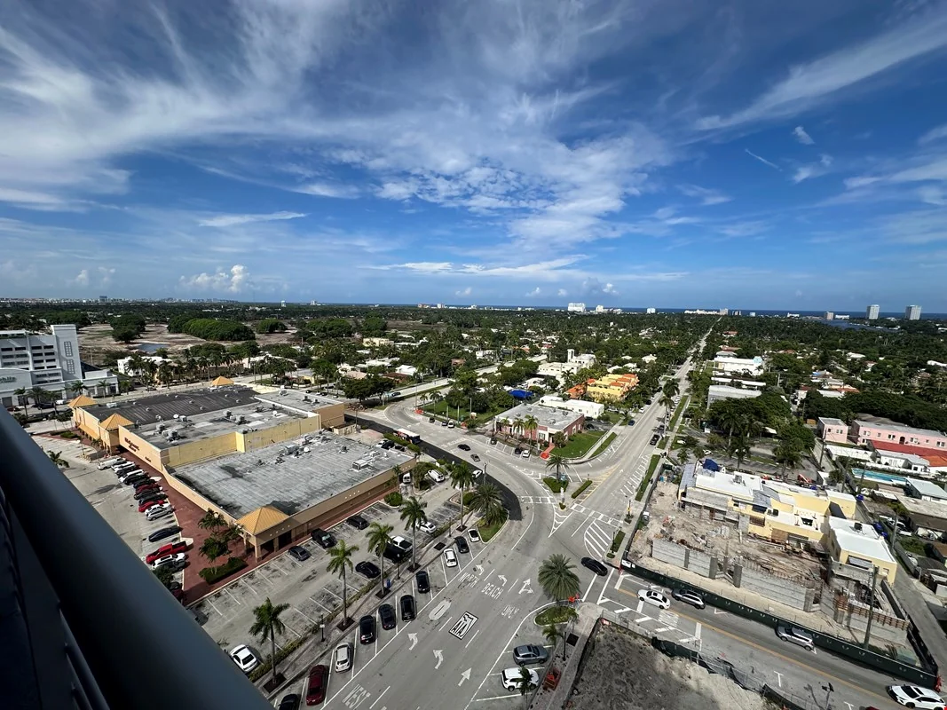 1720 Harrison St #17E-F — Sale in Hollywood, FL, photo 8 of 8