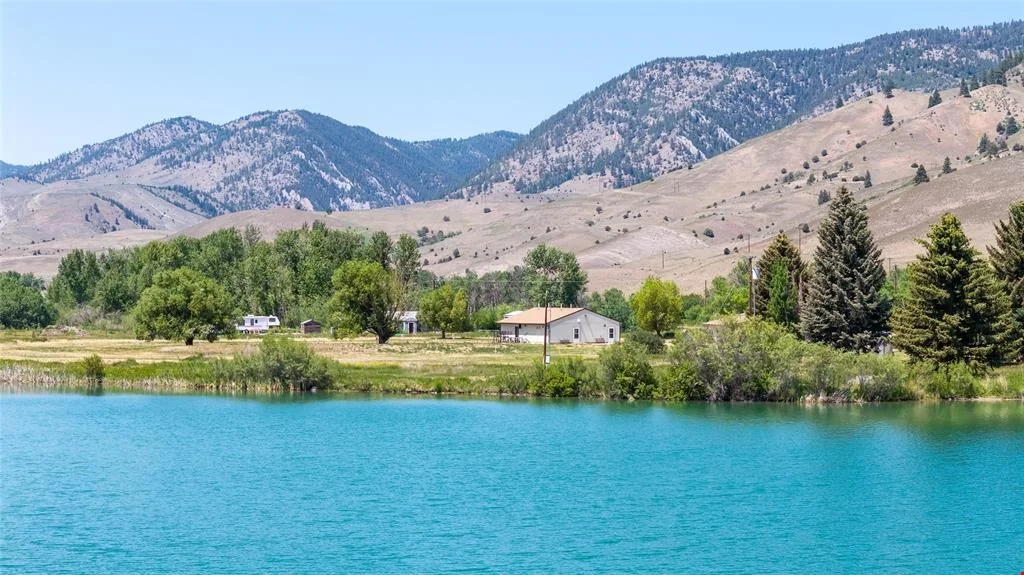 Exciting opportunity in the heart of Montana! - mixed use for sale in drummond, MT