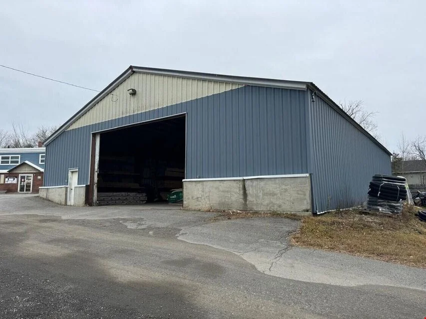 43 State Street Presque Isle, ME 04769 — Sale in Presque Isle, ME, photo 3 of 8