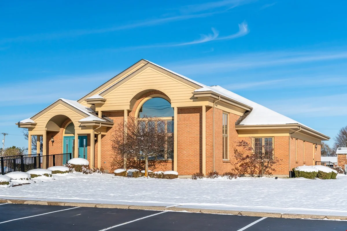 1752 W High St, Piqua, OH 45356 — Sale in Piqua, OH, photo 2 of 8