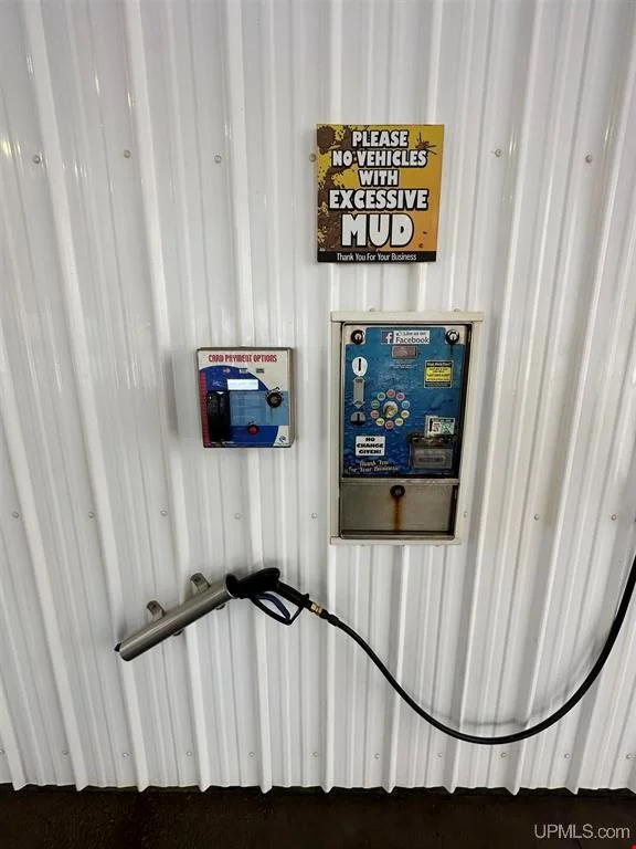 Happy Bubbles Car Wash — Sale in Gwinn, MI, photo 3 of 8