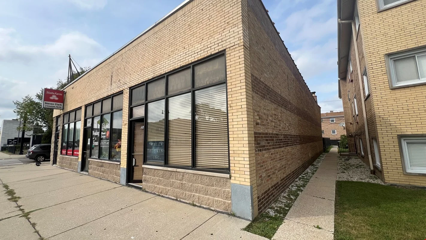 5858 W Irving Park Road, Chicago, IL 60641 — Sale in Chicago, IL, photo 7 of 8