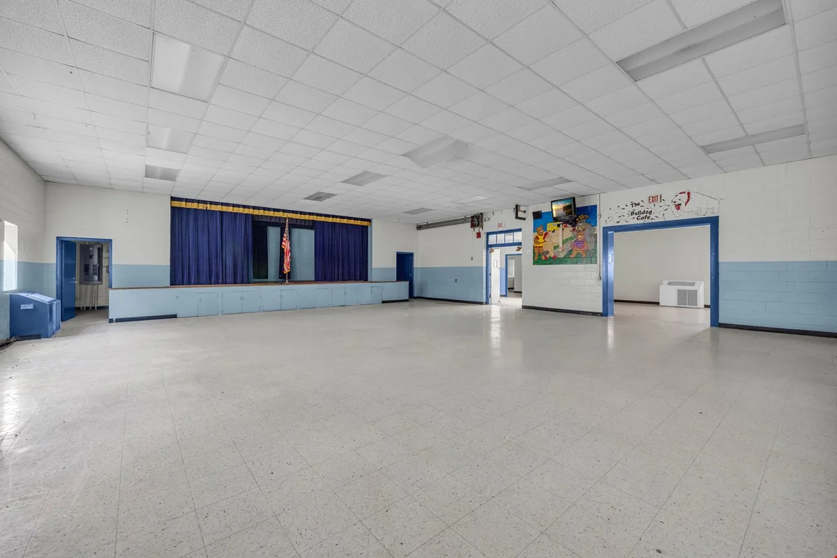 Bowman Elementary — Sale in Bowman, GA, photo 4 of 8