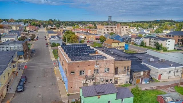 200 E Division Street — Sale in Ishpeming, MI, photo 2 of 8