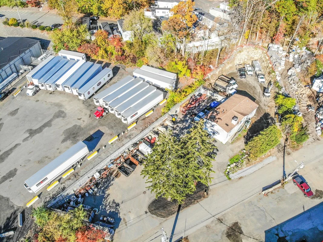 25 Popes Lane — Sale in Danvers, MA, photo 1 of 8