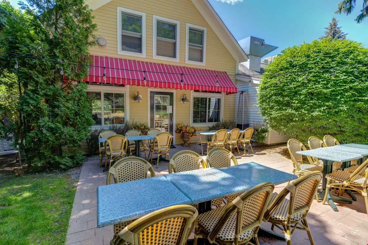 200 Shore Rd. Ogunquit (Robertos) — Sale in Ogunquit, ME, photo 7 of 8